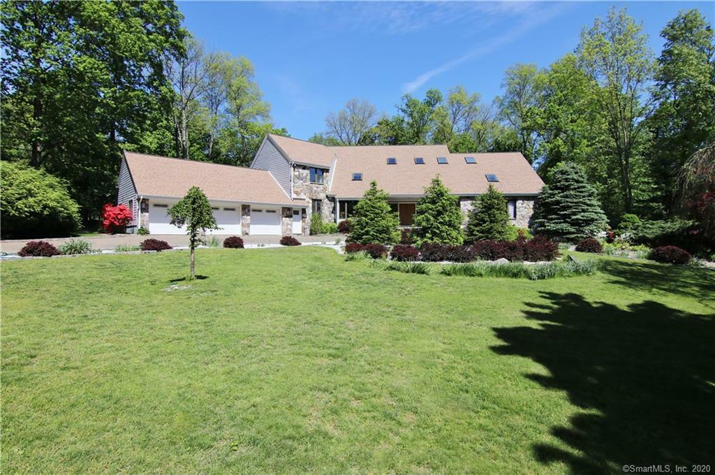 Property Photo:  107 Canfield Drive  CT 06902 