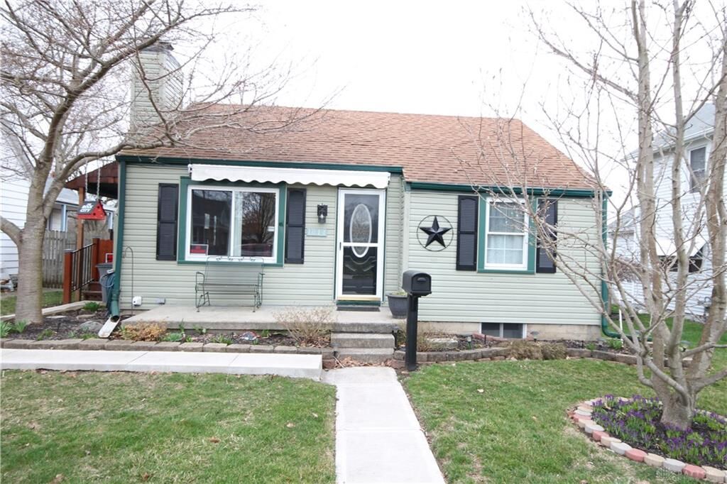 Property Photo: 1014 S Mulberry Street OH 45373