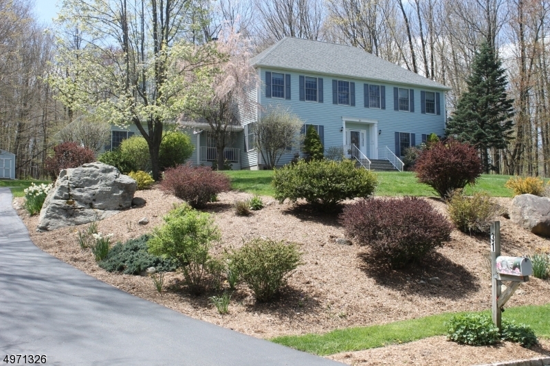 Property Photo:  31 Hidden Glen Dr  NJ 07871 