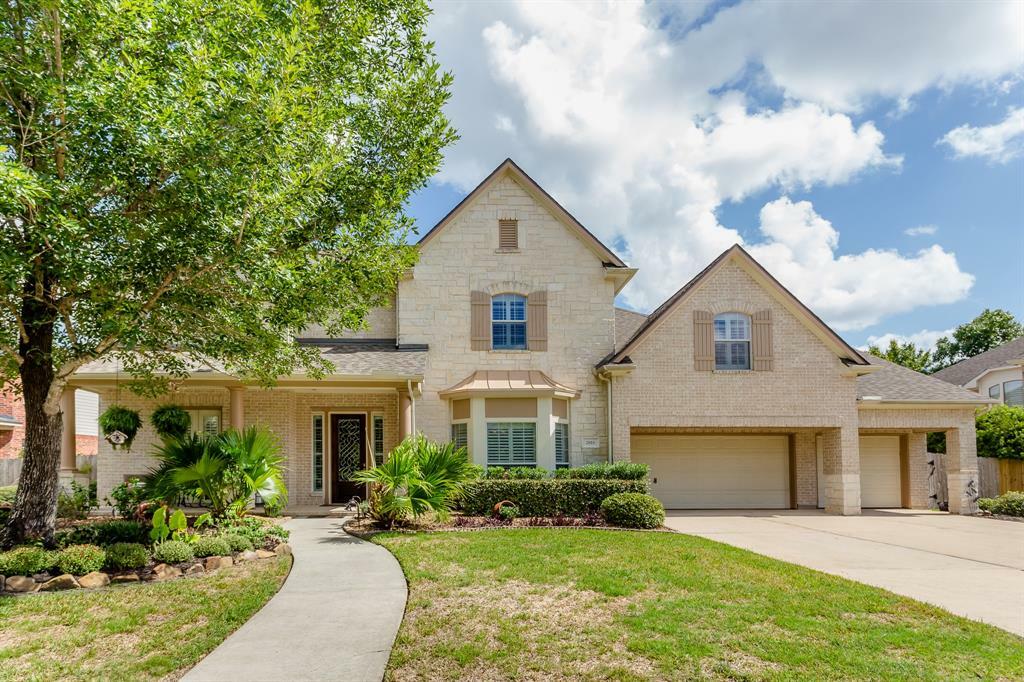 Property Photo: 2818 Taylorcrest TX 77459