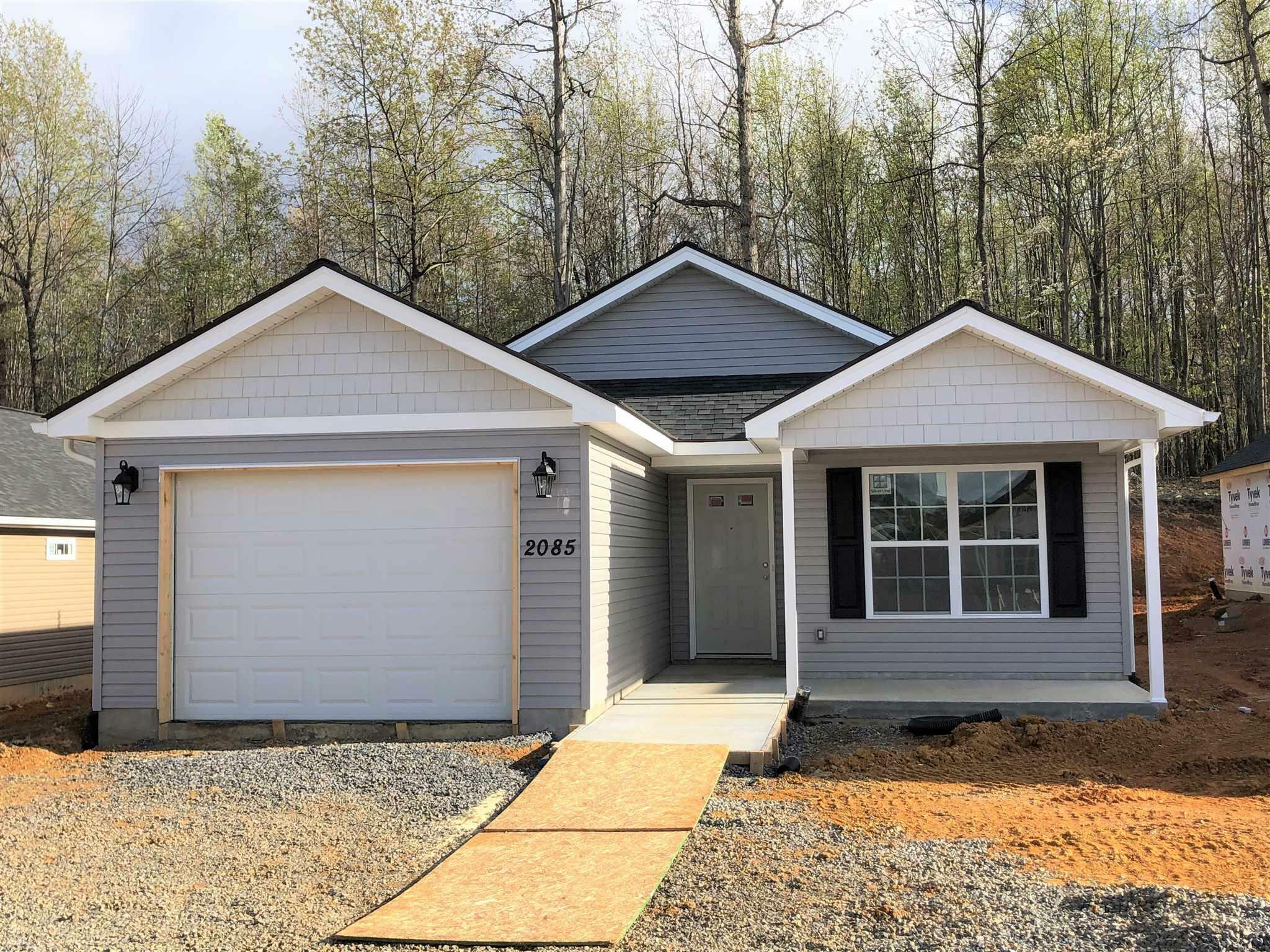 Property Photo: 2085 Giles Drive VA 24073