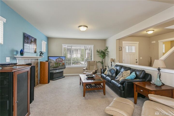 Property Photo:  1709 157th St W A  WA 98087 