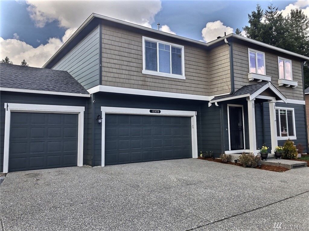 Property Photo: 12826 E 80th Ave Avenue Ct E WA 98373