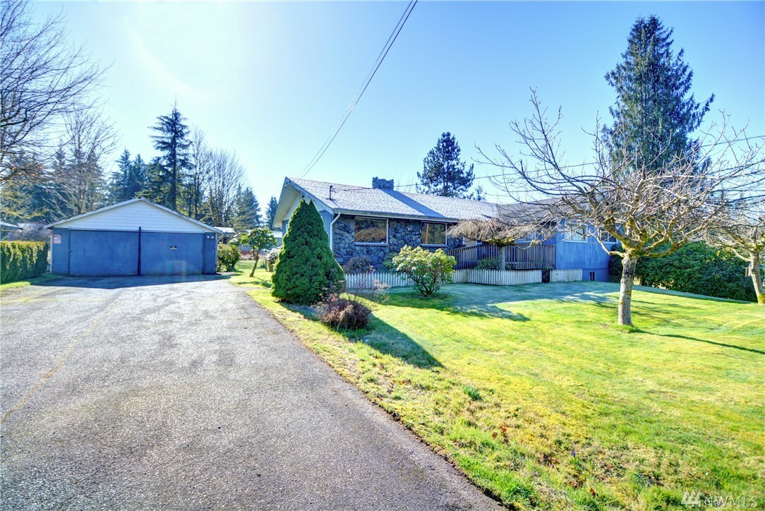 Property Photo:  3517 Newberg Rd  WA 98290 