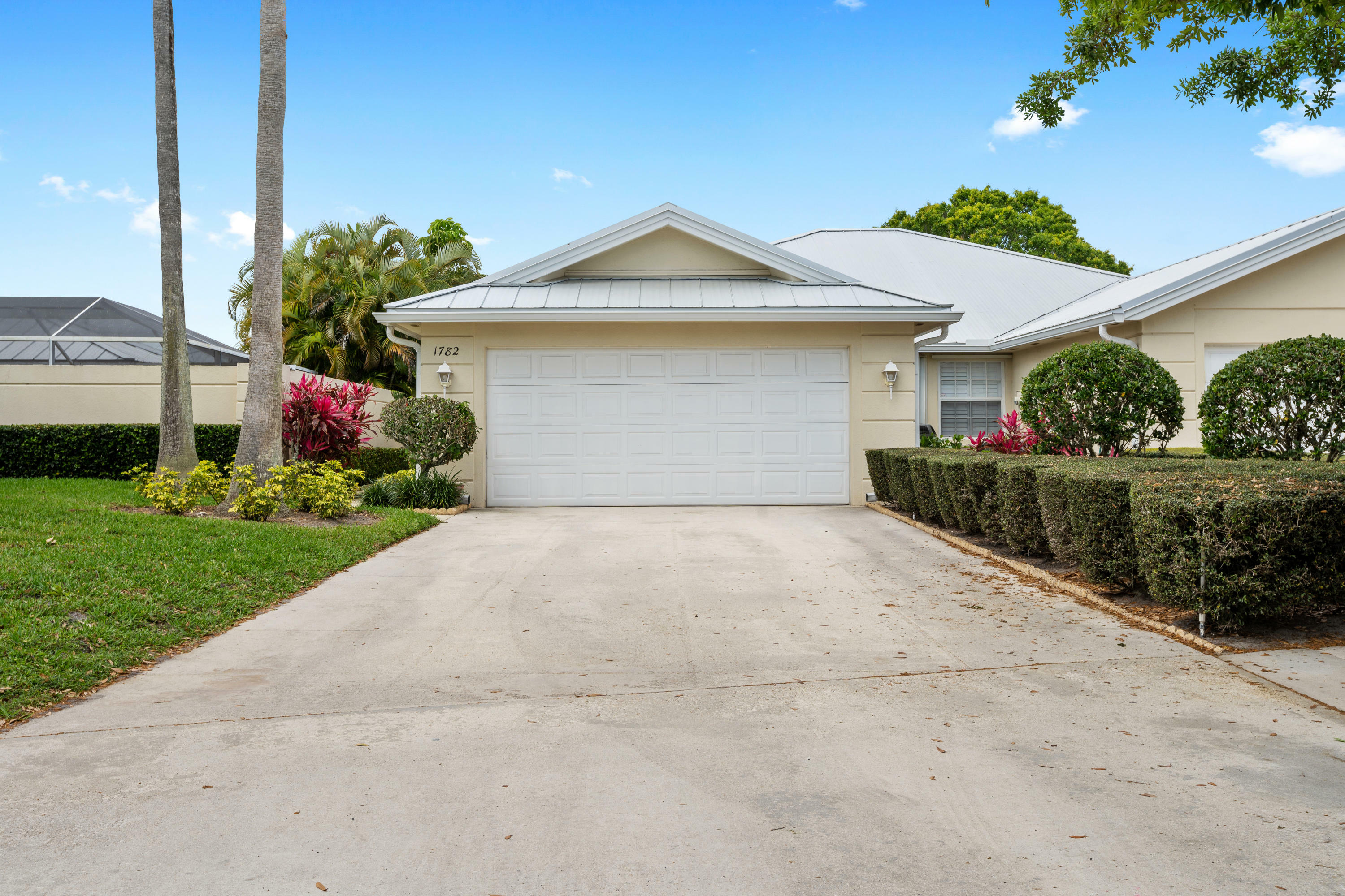 Property Photo:  1782 SW Waterfall Boulevard  FL 34990 