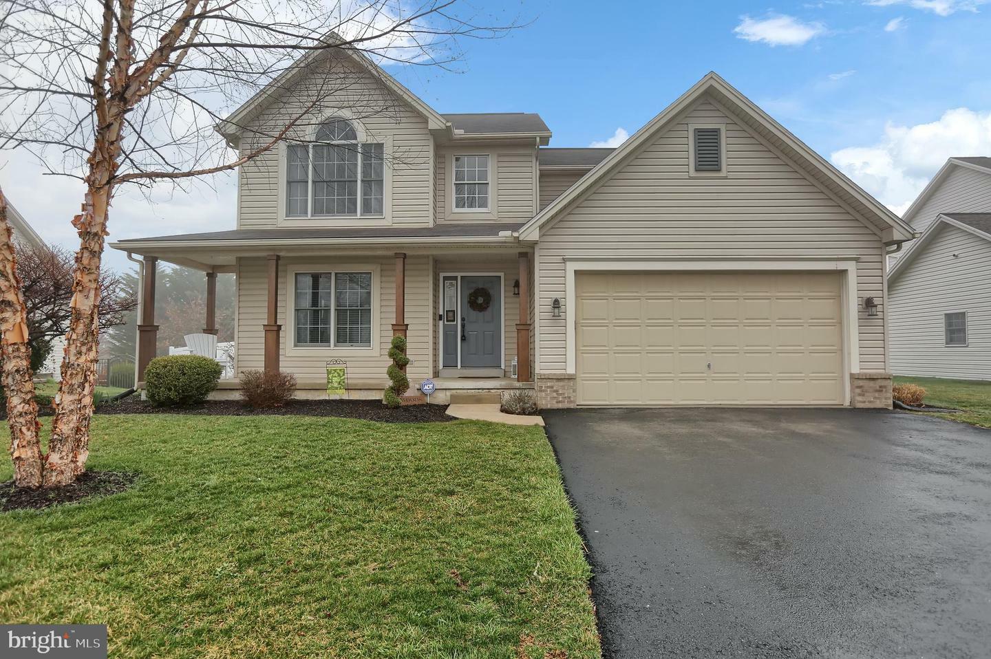 Property Photo:  1539 Inverness Drive  PA 17050 