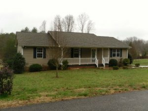 Property Photo:  130 County Road 451  TN 37303 