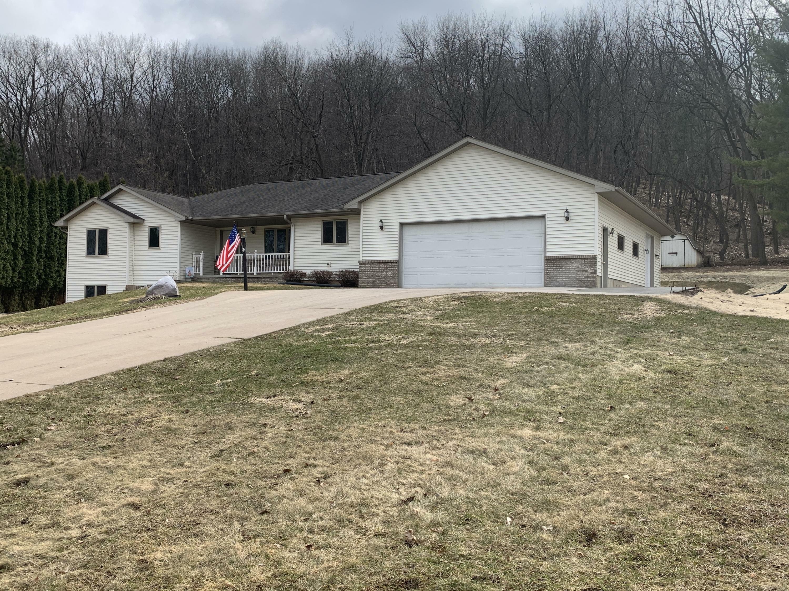 Property Photo:  W5115 County Road B  WI 54601 