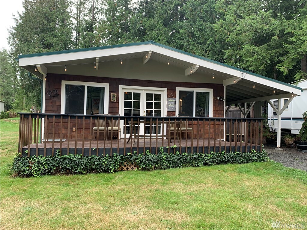 Property Photo: 891 E Saint Andrews Dr WA 98584