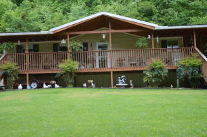 Property Photo:  644 Lovers Lane  TN 37882 