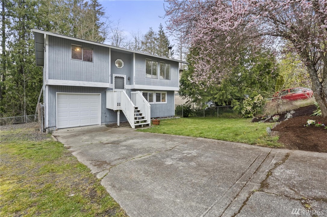 Property Photo: 6856 E Cascade Drive WA 98367
