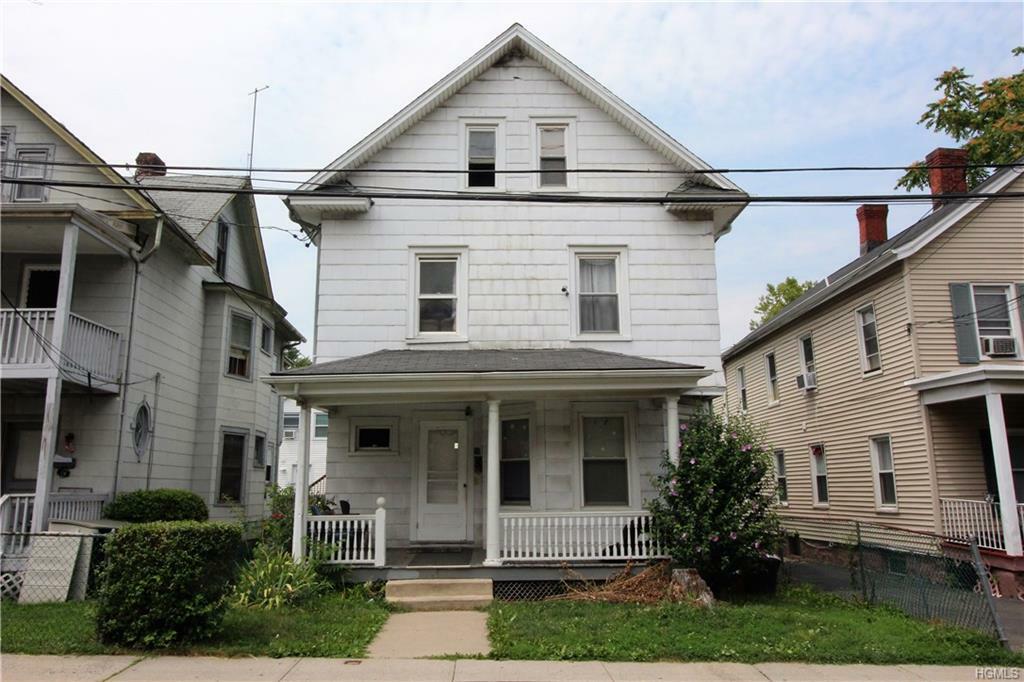 Property Photo:  12 Smith Street  NY 10573 