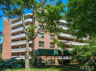 Property Photo: 325 King Street 3J NY 10573