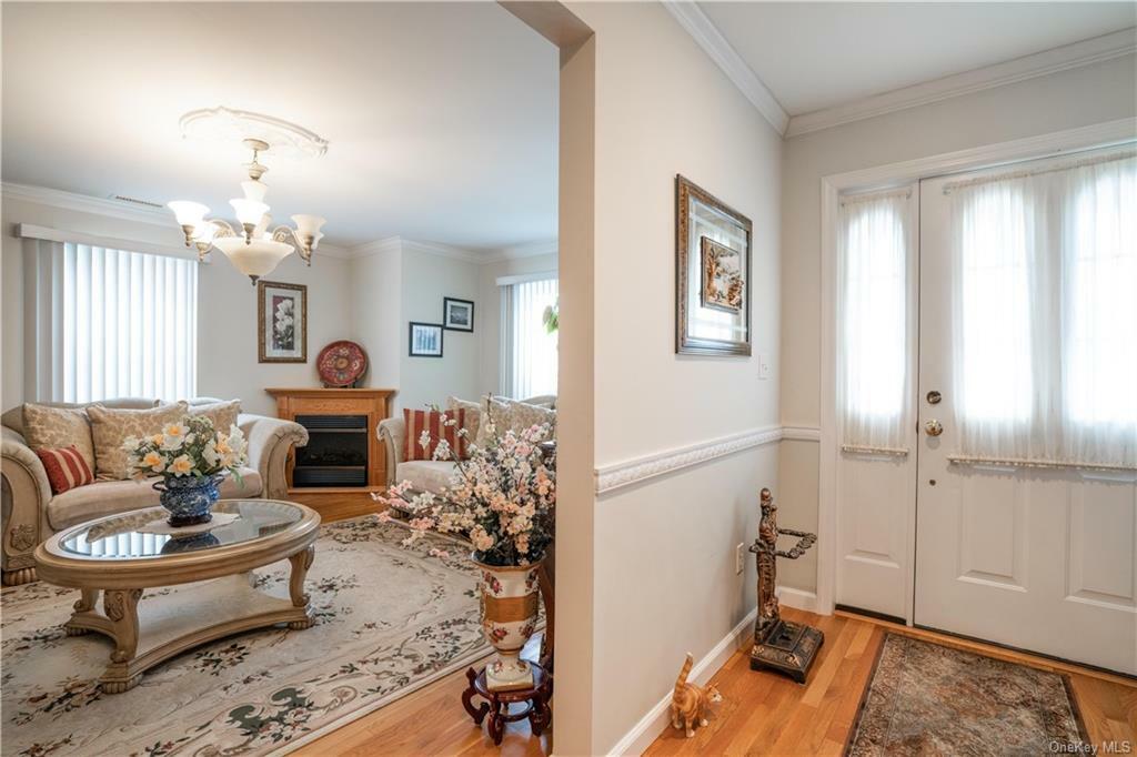 Property Photo:  32 N Evarts Avenue  NY 10523 