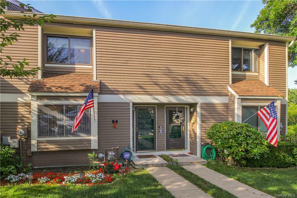 Property Photo: 19 James Court 19 NY 10573