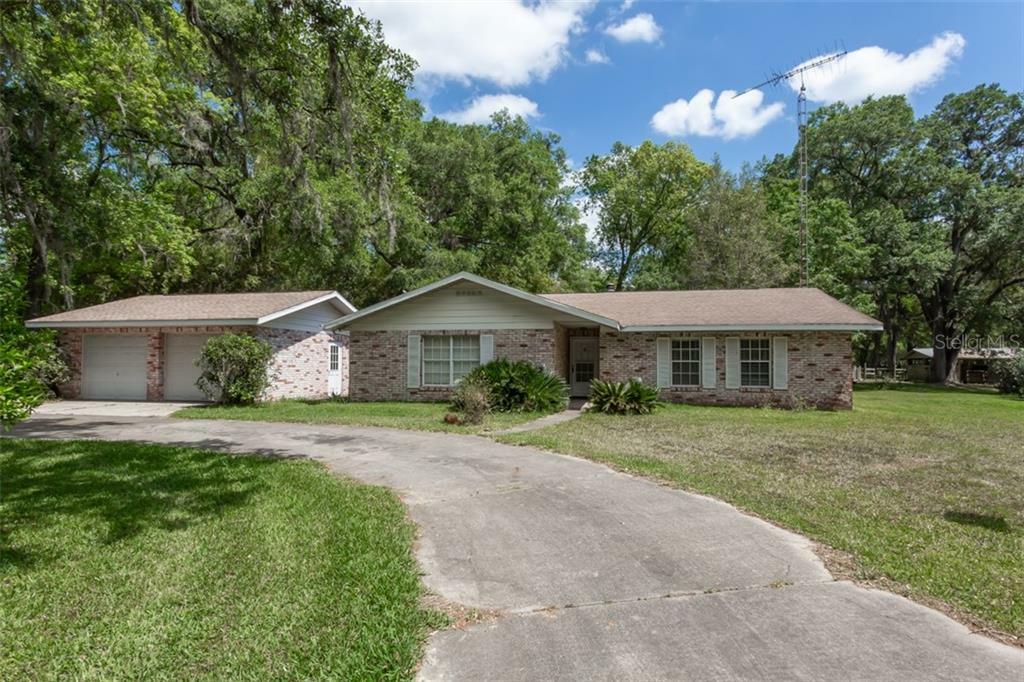 Property Photo:  15451 NW 115th Court  FL 32686 