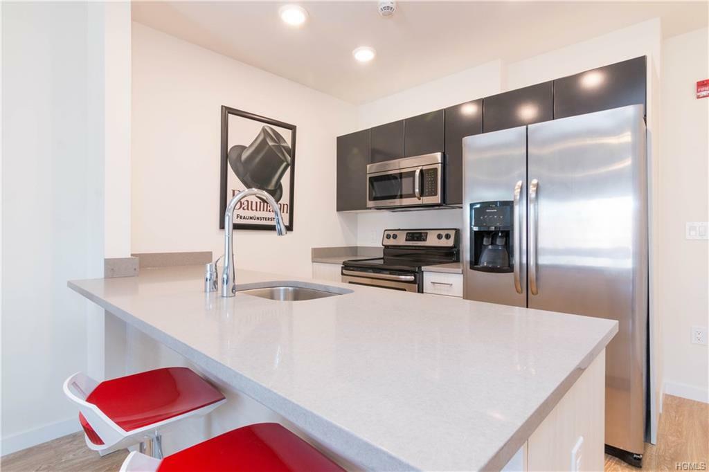 Property Photo: 120 N Pearl Street 308 NY 10573