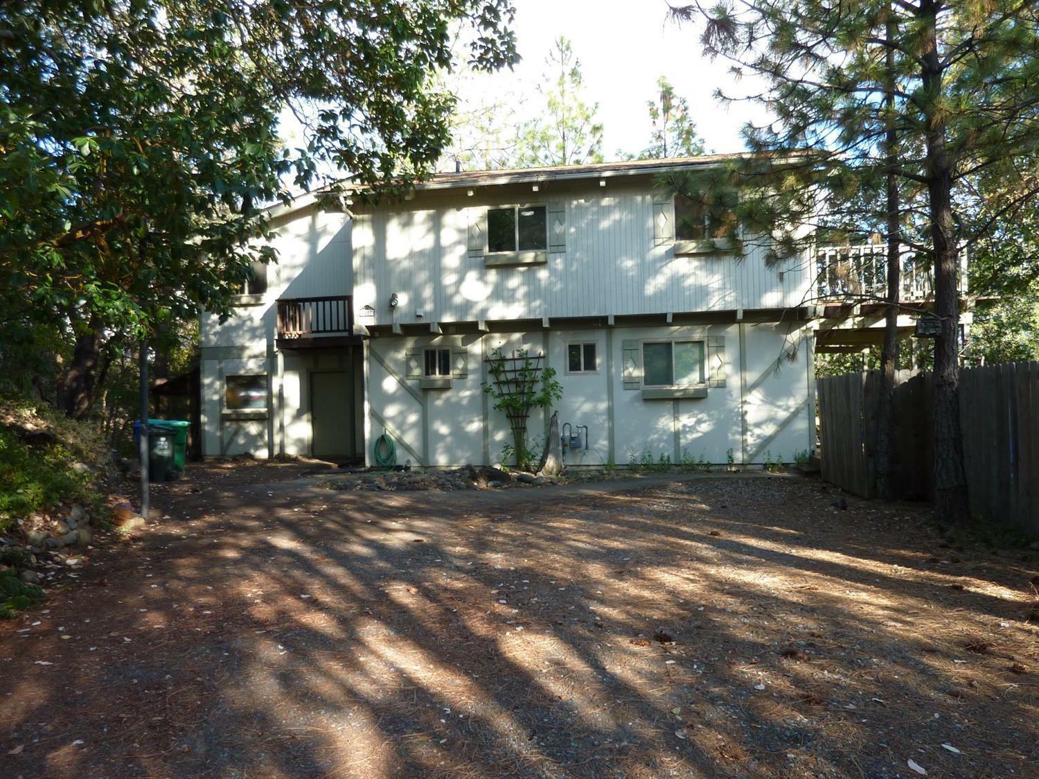 1277 5th Avenue  Gold Hill OR 97525 photo