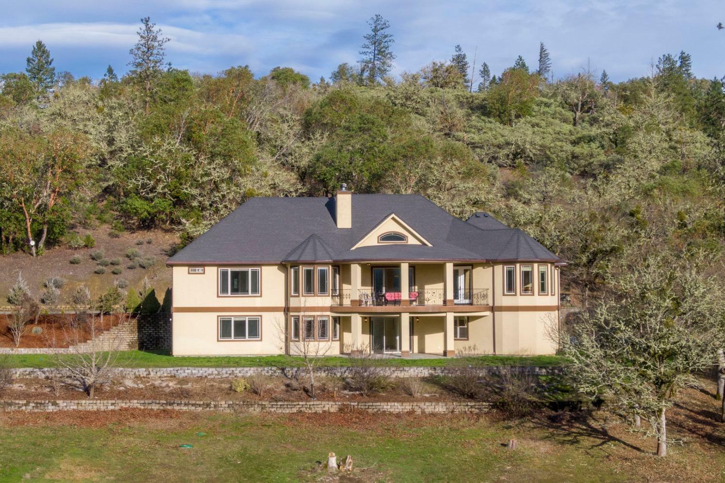 Property Photo:  13247 Water Gap Road  OR 97544 