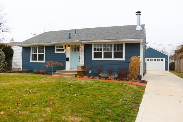 Property Photo:  2554 Bristol Road  OH 43221 