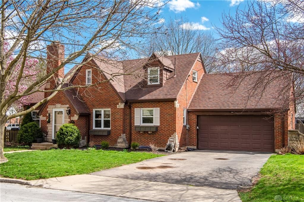 Property Photo: 400 Spirea Drive OH 45419