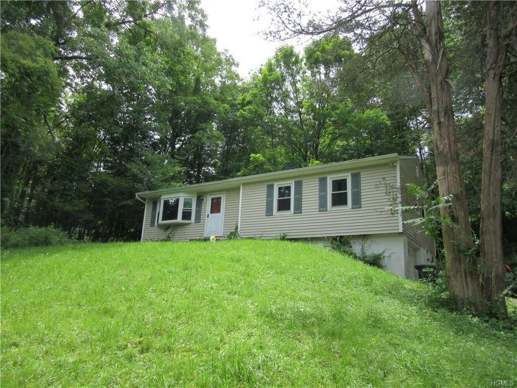 Property Photo:  109 Lakeside Drive  NY 12564 