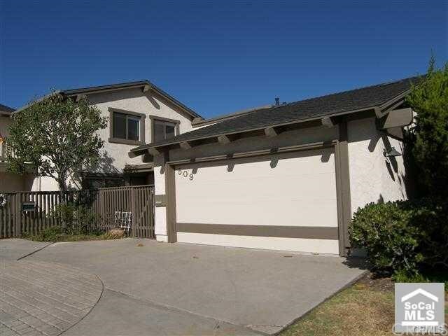 Property Photo:  509 Avenida Adobe  CA 92672 