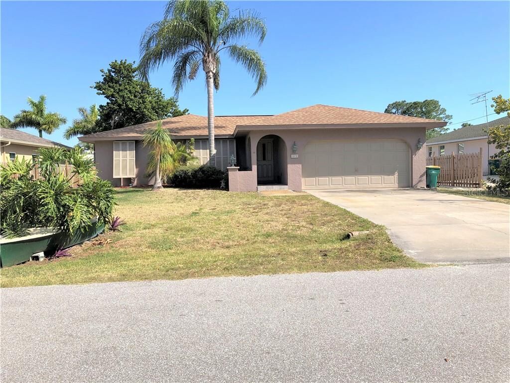 Property Photo: 5090 Ackley Terrace FL 33981