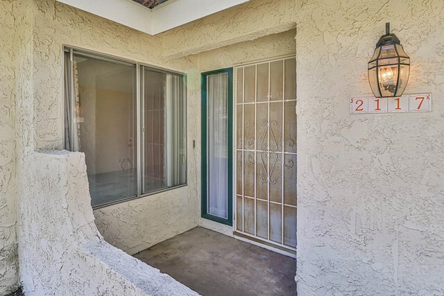 Property Photo:  2117 Crespi Lane  CA 91361 