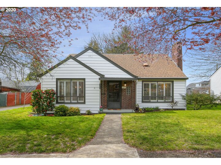 3310 Harney St  Vancouver WA 98660 photo