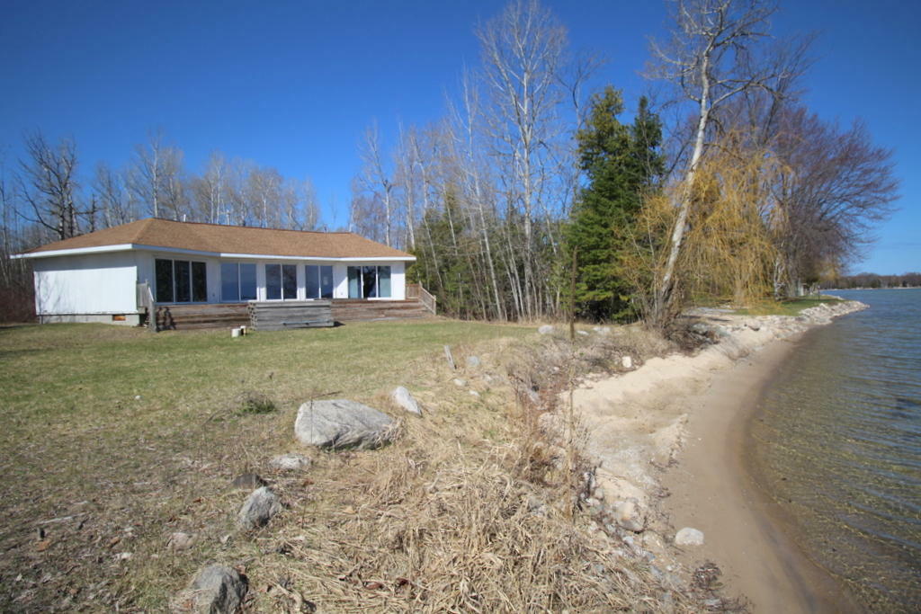 Property Photo:  821 Foote Road  MI 49721 