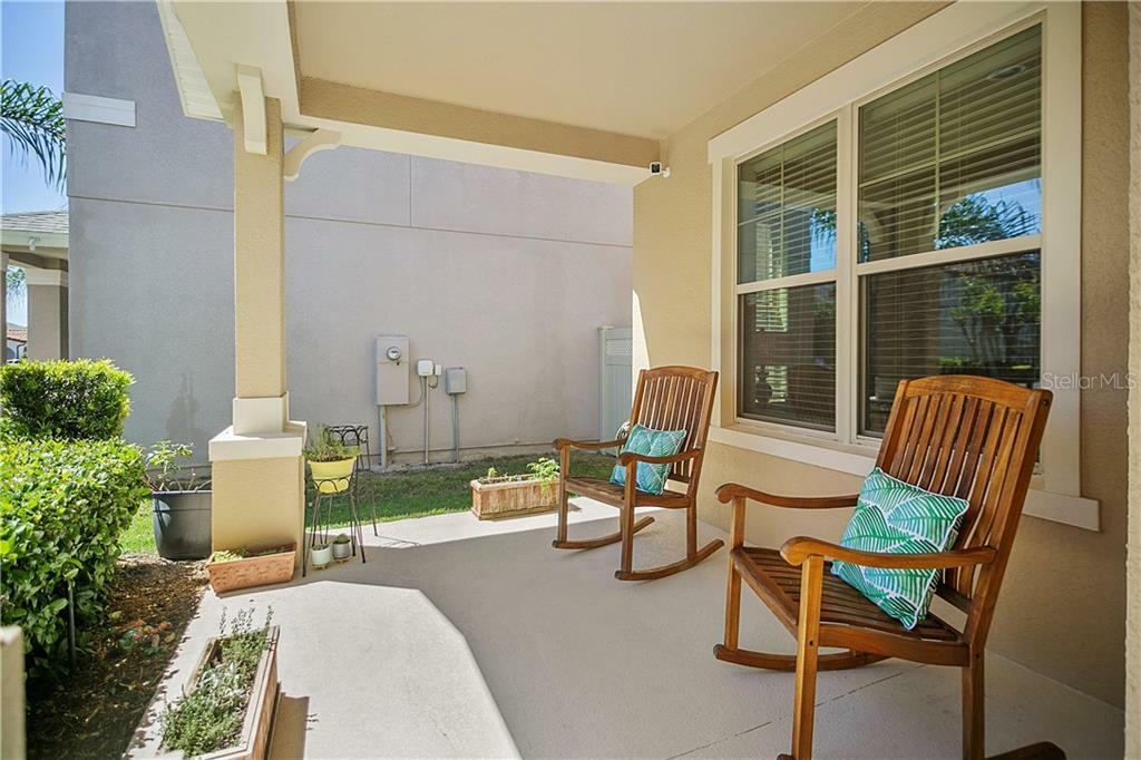 Property Photo:  9206 Reflection Pointe Drive  FL 34786 