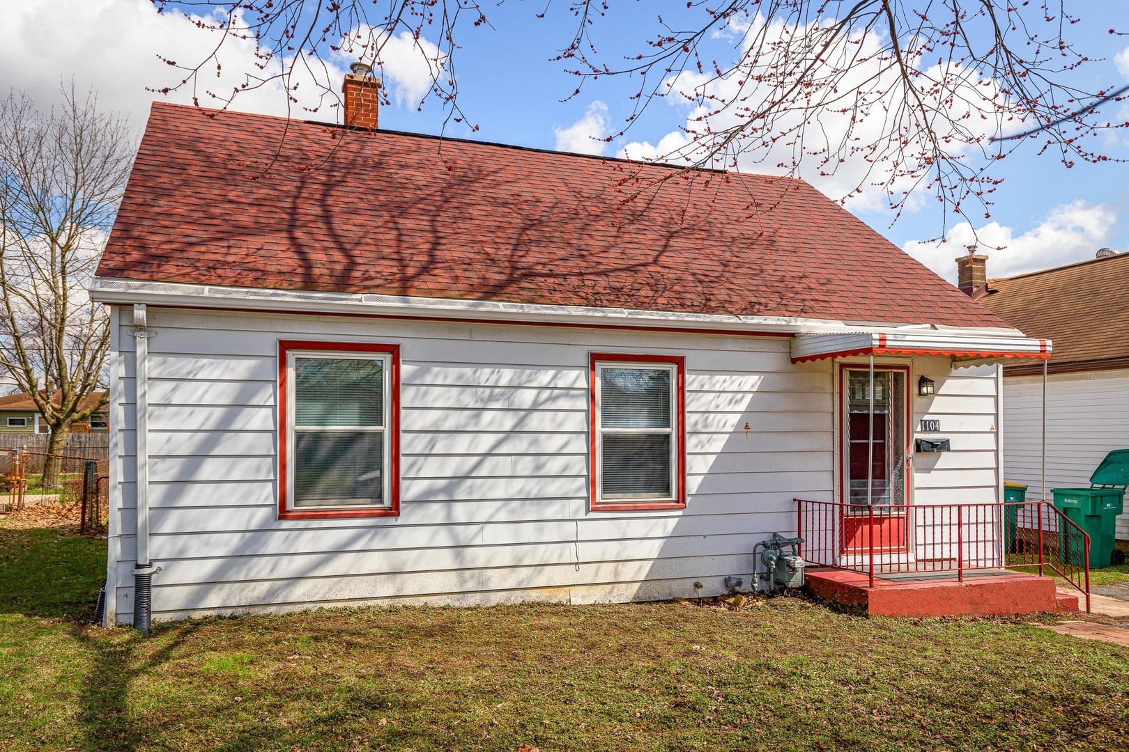 Property Photo:  1104 North William Street  IL 60435 