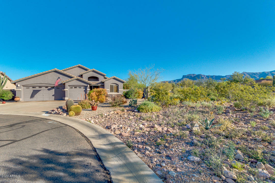 Property Photo:  7162 E Cuernavaco Way  AZ 85118 