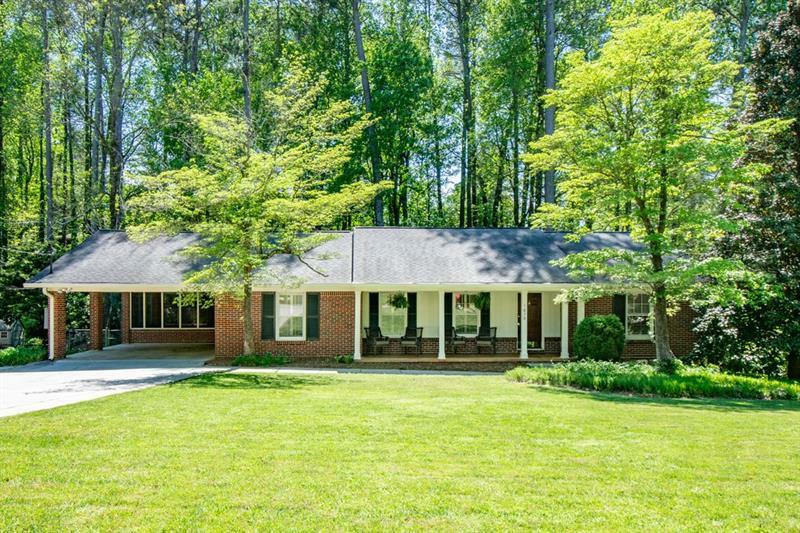 Property Photo: 1670 Arrowhead Trail NE 30345