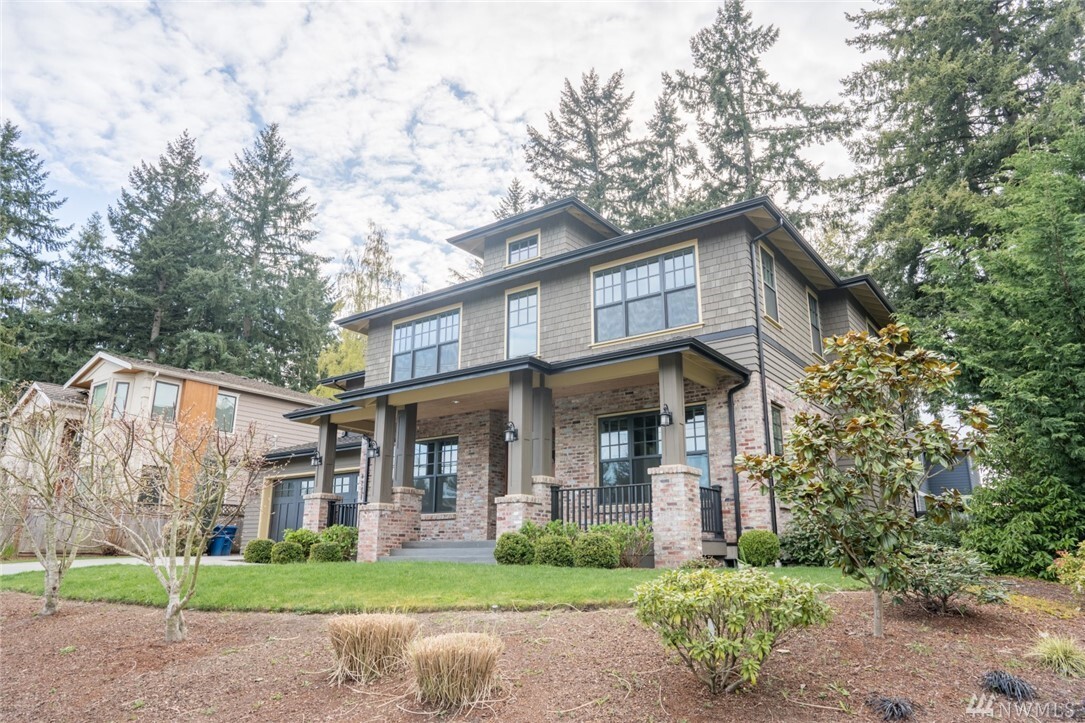 Property Photo: 4201 92nd Ave SE WA 98040