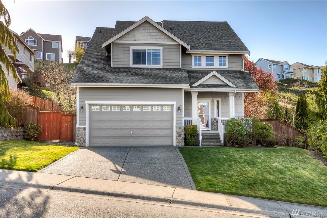 Property Photo: 17012 140th Ave E WA 98374