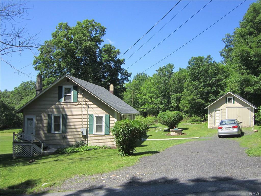 Property Photo:  898 Upper Mountain Road  NY 12566 