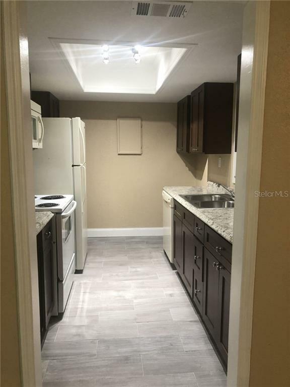 Property Photo: 2526 Lemon Tree Lane 4 FL 32839