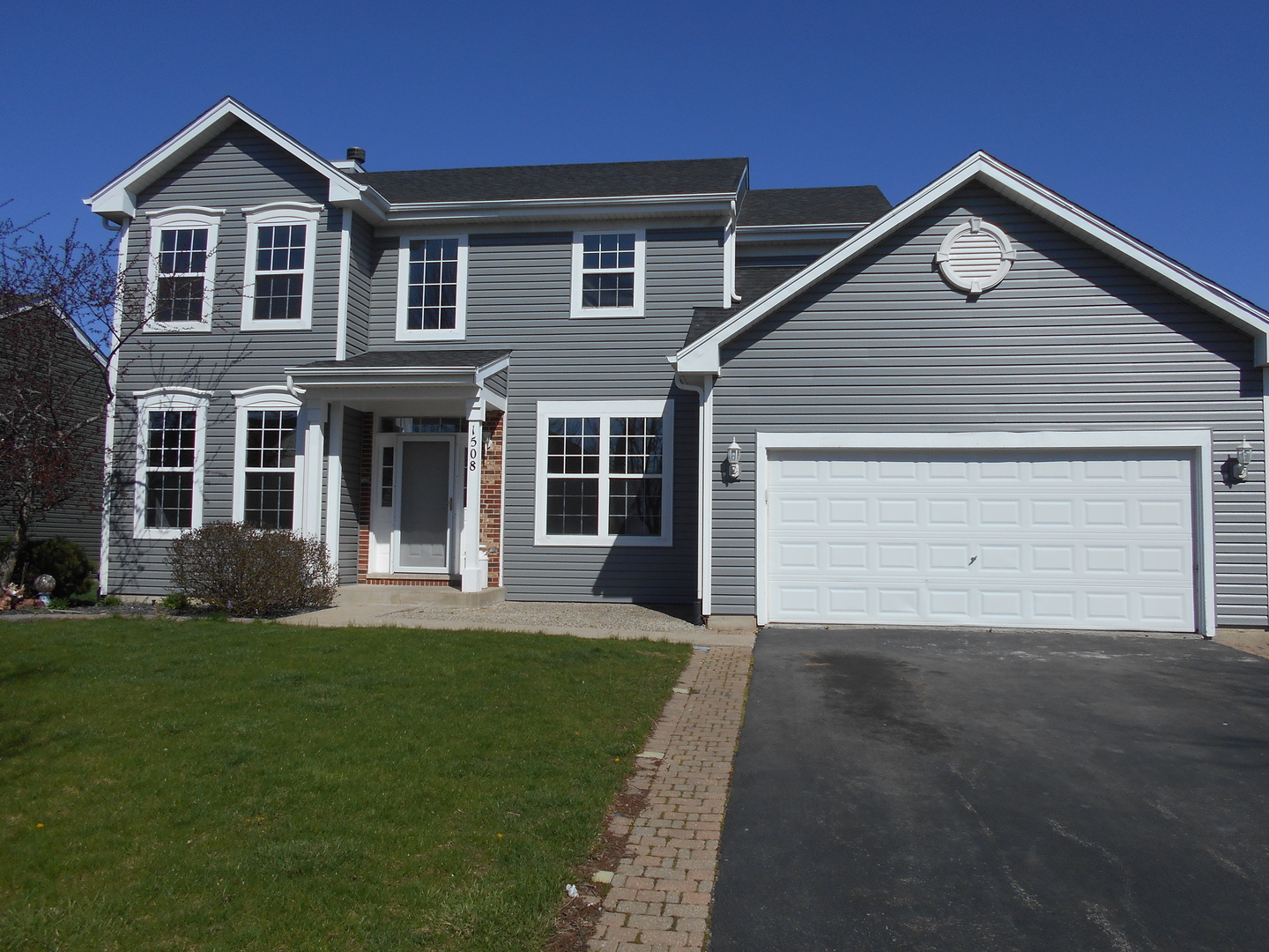 Property Photo: 1508 Creekside Circle IL 60447
