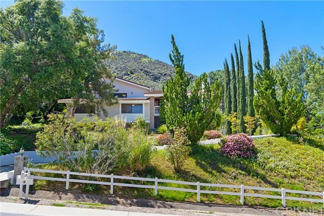 Property Photo:  5 Roundup Road  CA 91307 