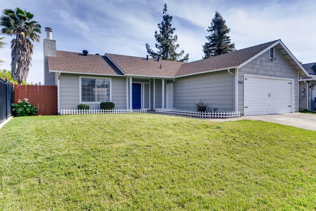 Property Photo:  7641 Countryfield Drive  CA 95828 