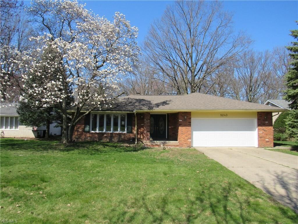 Property Photo:  5243 Hickory Drive  OH 44124 