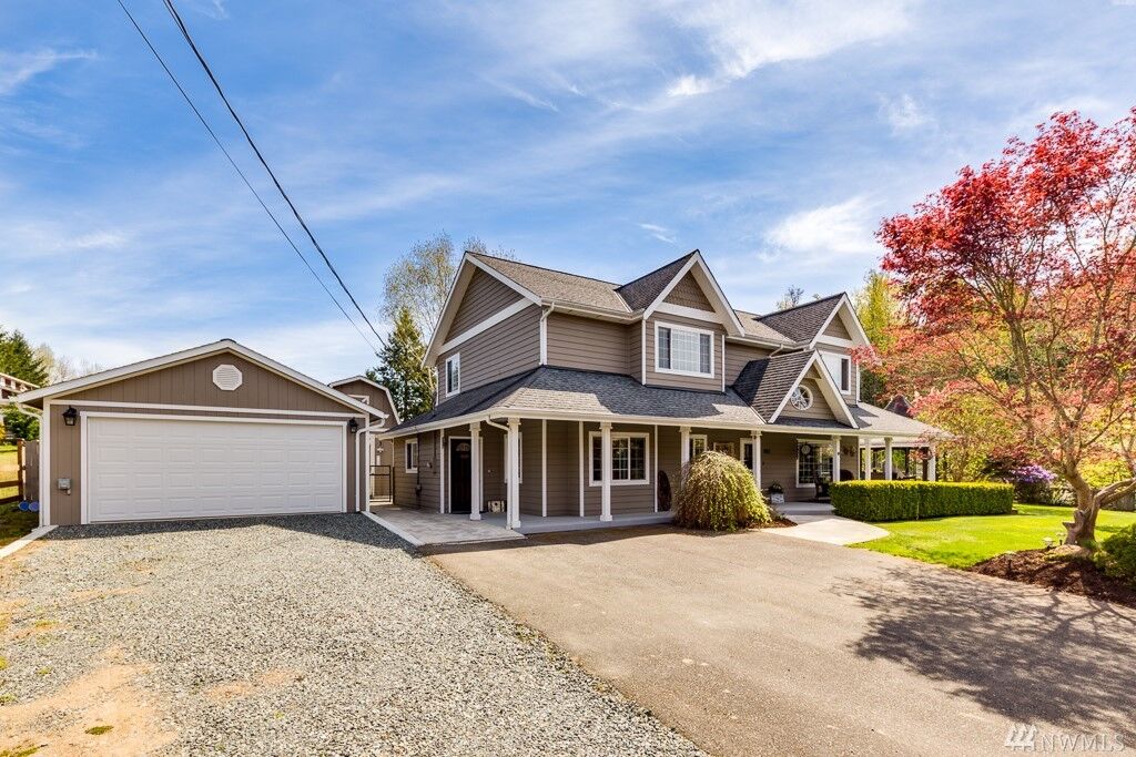 Property Photo: 8311 127th Avenue SE WA 98290