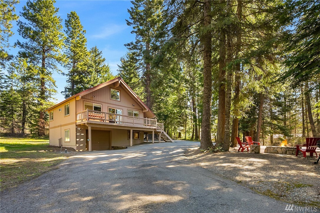 Property Photo:  8910 State Route 903  WA 98940 