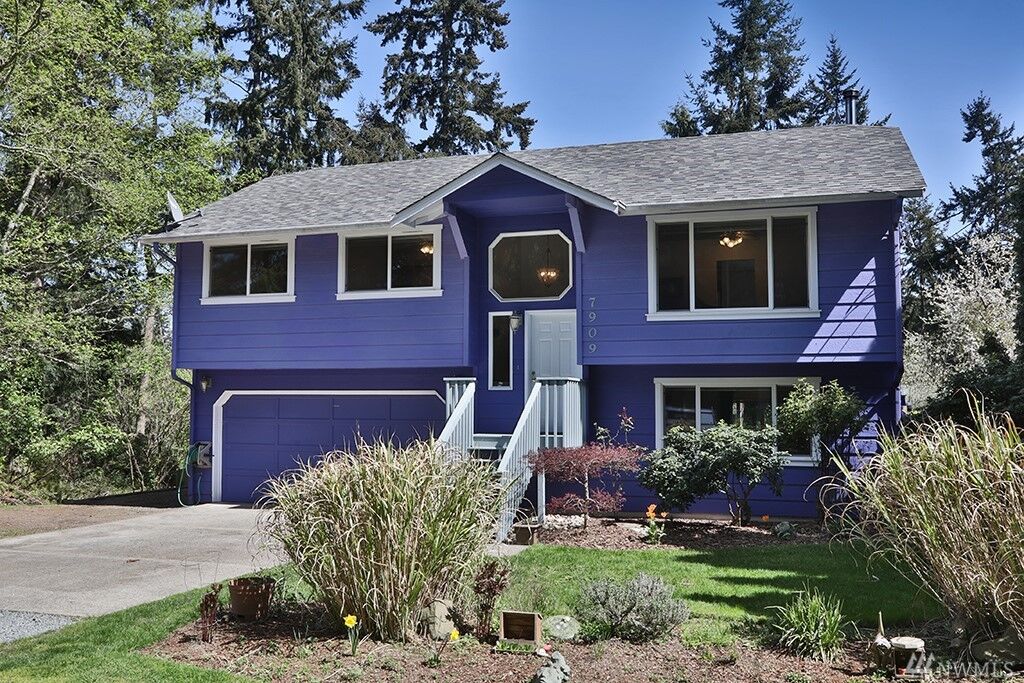 Property Photo:  7909  Guemes Ave  WA 98236 
