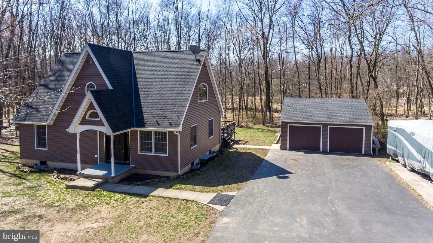 Property Photo:  1566 Chestnut Ridge Road  PA 18972 