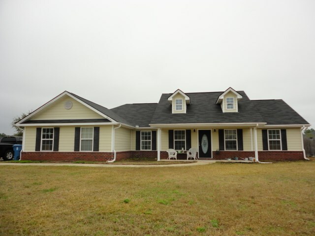 Property Photo:  418 Parish Loop NE  GA 31313 