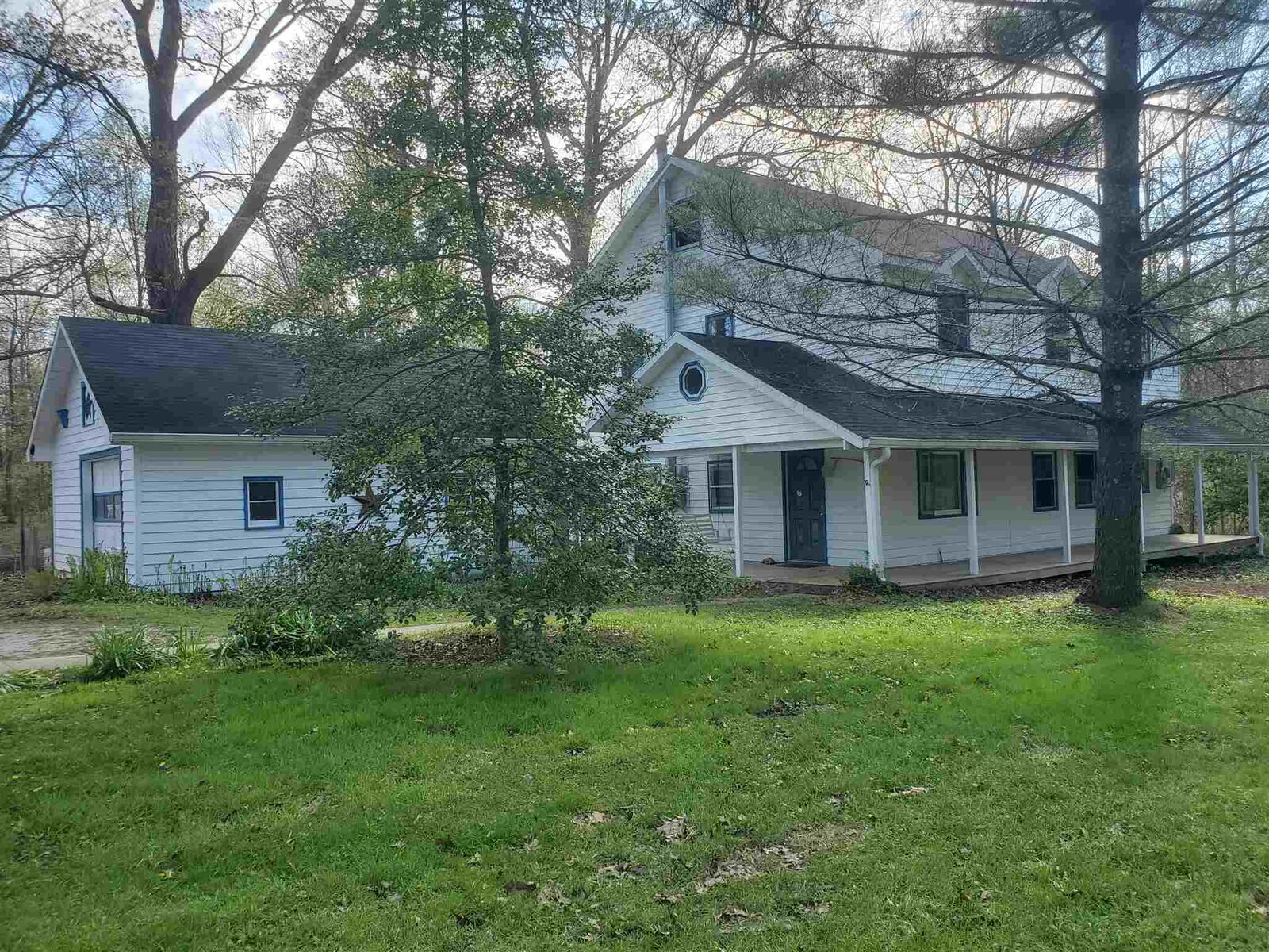 Property Photo: 6398 E Robinson Road IN 47408