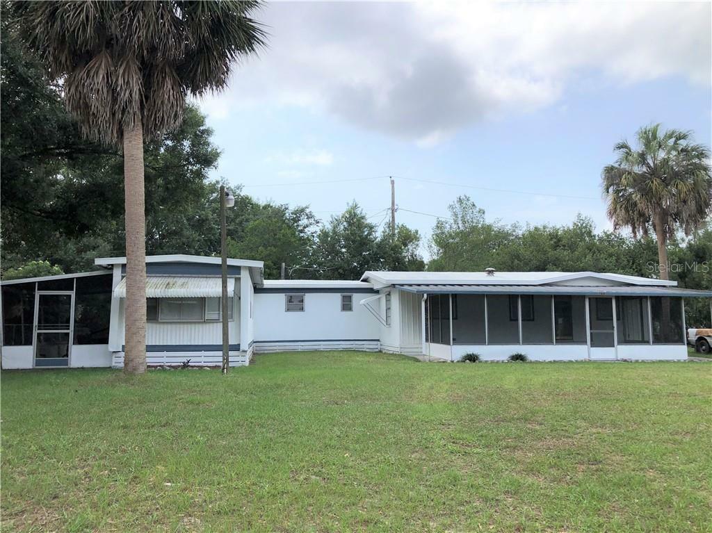 Property Photo:  4108 Lindenwood Drive  FL 33511 